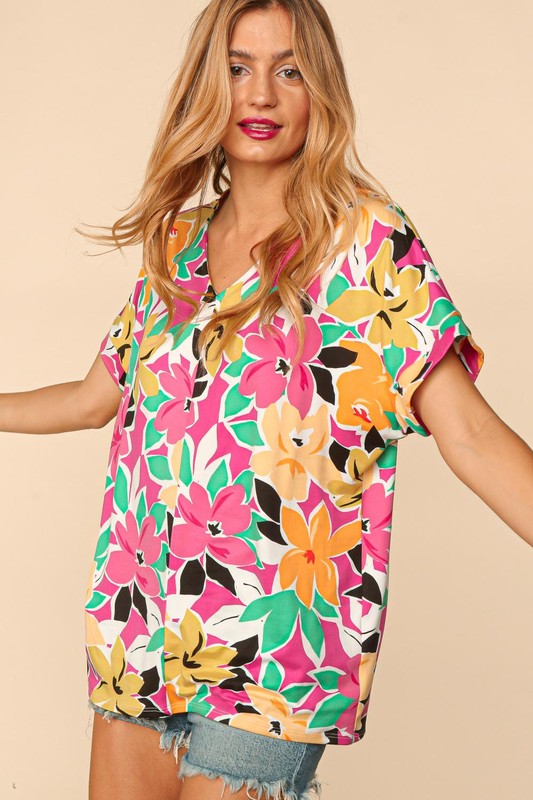 PLUS FLORAL LOOSE FIT SHORT SLEEVE KNIT TOP