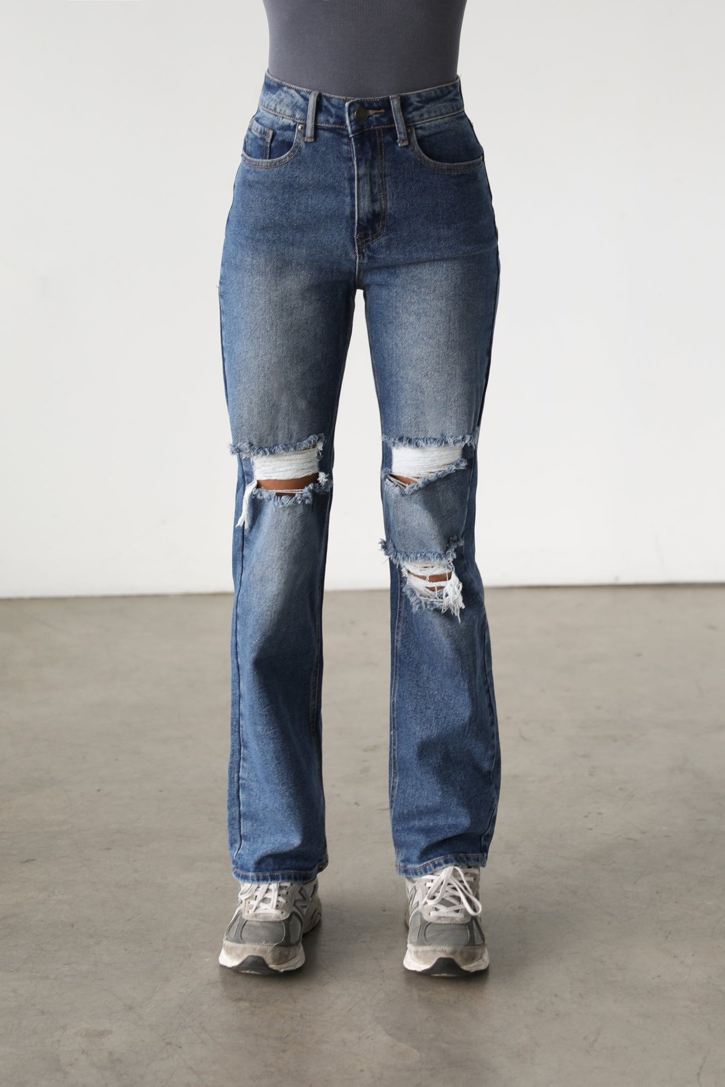 High Rise Straight Leg Denim Jeans- 7121