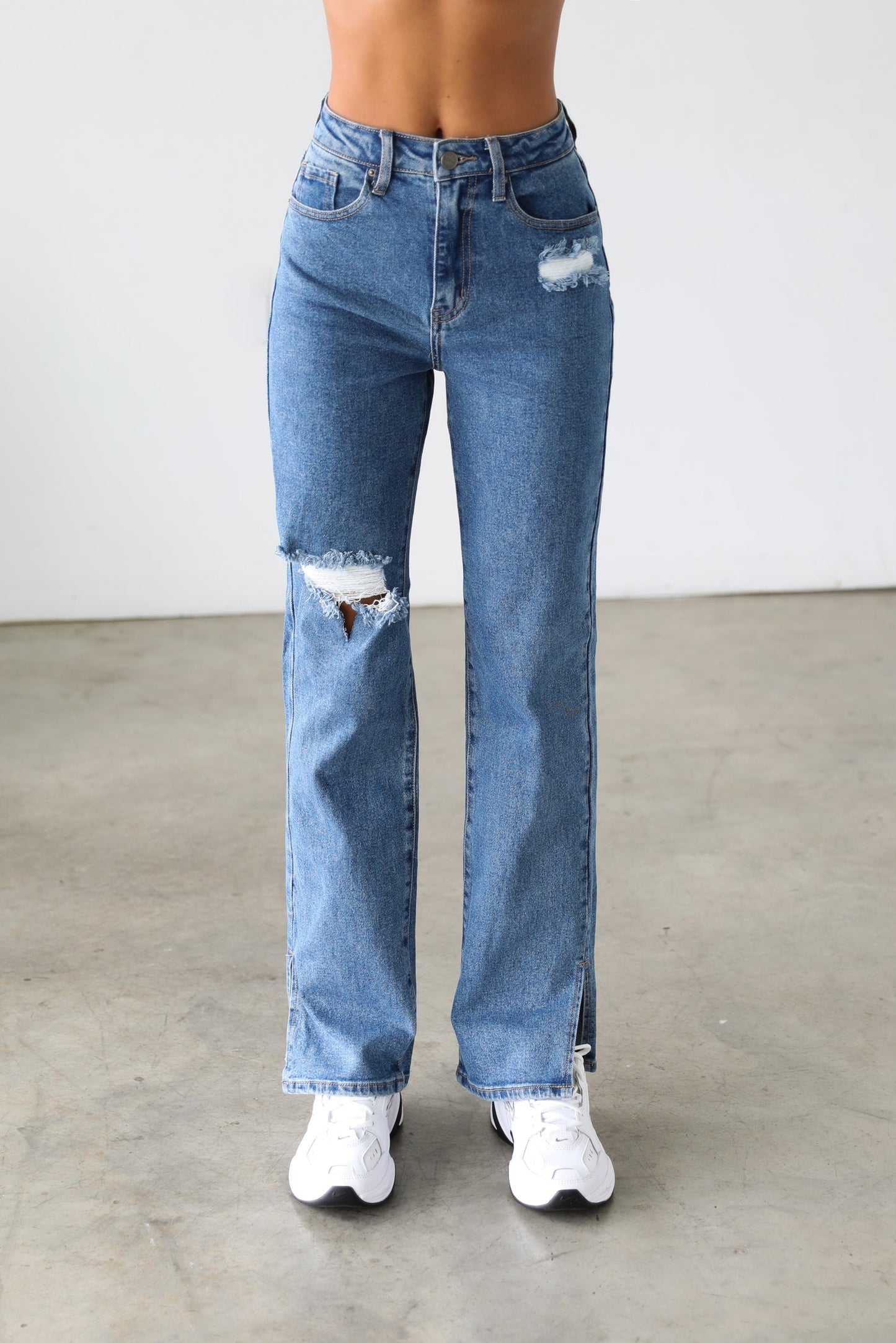 High Rise Straight Leg Denim Jeans- 7122