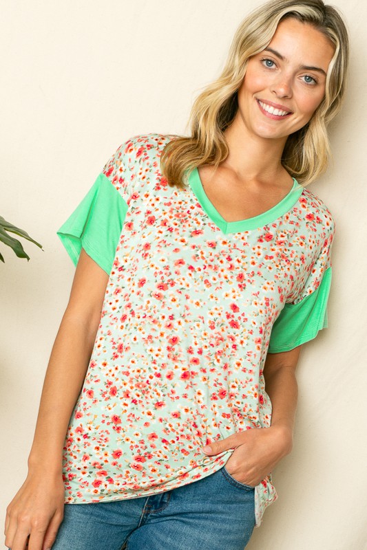 PLUS DIZZY FLORAL SOLID MIX BOXY TOP