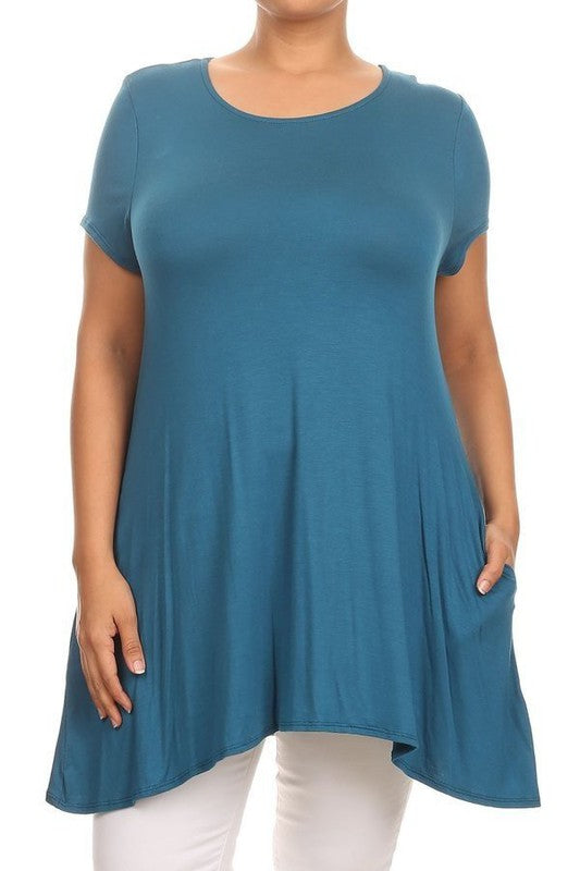 Short sleeves Side pockets Tunic top