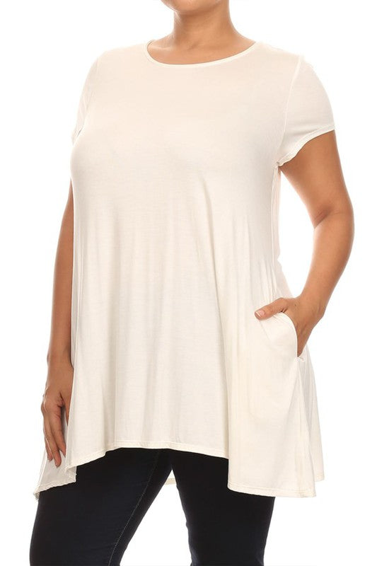 Short sleeves Side pockets Tunic top