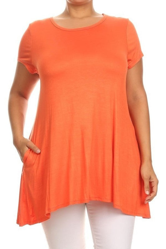 Short sleeves Side pockets Tunic top