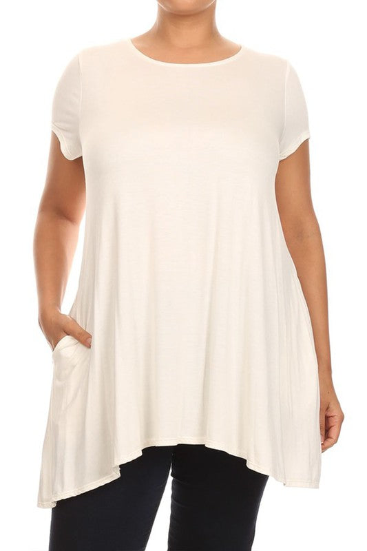 Short sleeves Side pockets Tunic top