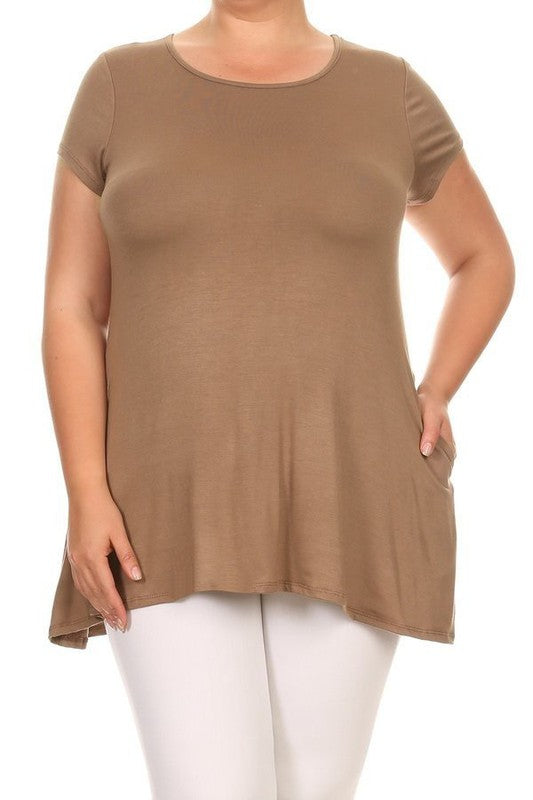 Short sleeves Side pockets Tunic top