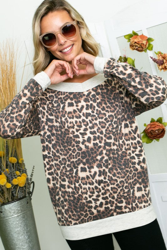 FRENCH TERRY SOLID CHEETAH MIXED WIDE V NECK TOP