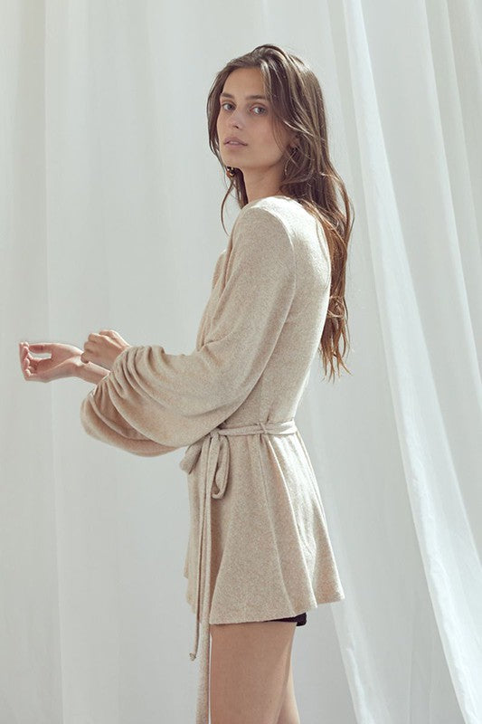 LONG BUBBLE SLEEVE WRAP TUNIC