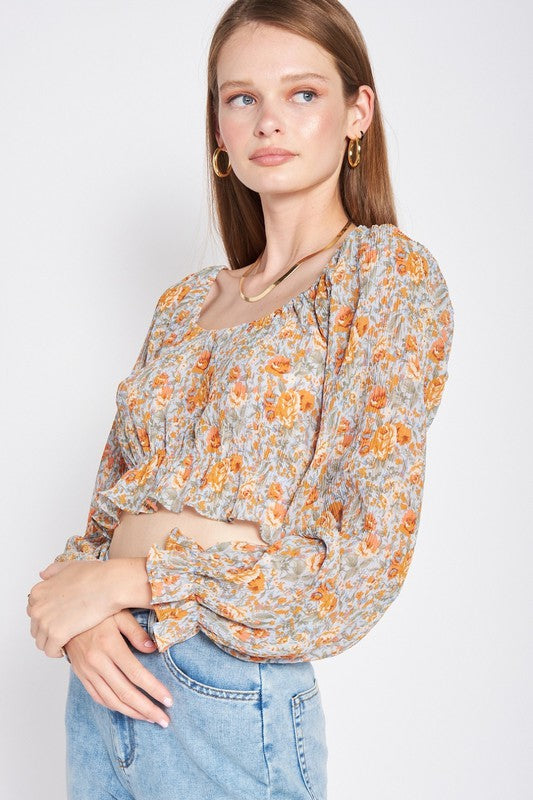 SCOOP NECK FLORAL TOP WITH RUFFLE DETAIL