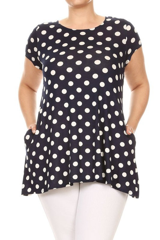 Plus size Polka dot tunic top in a loose fit