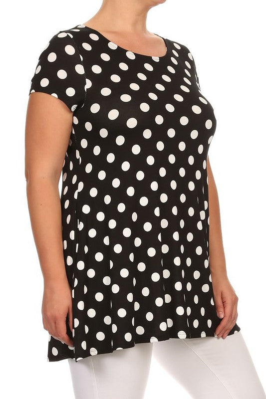 Plus size Polka dot tunic top in a loose fit