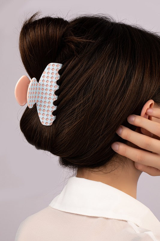 checker pattern hair claw clip