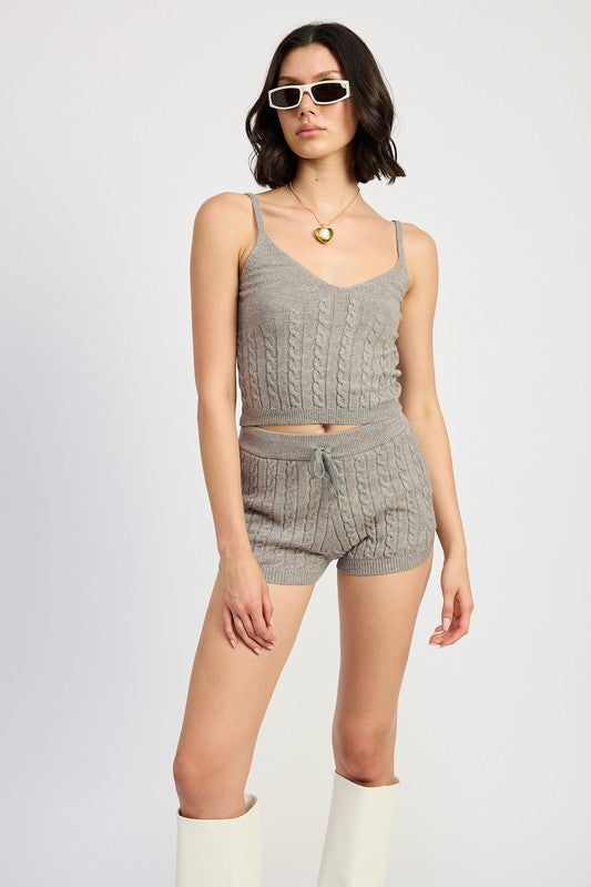 CABLE KNIT SHORTS WITH DRAWSTRING