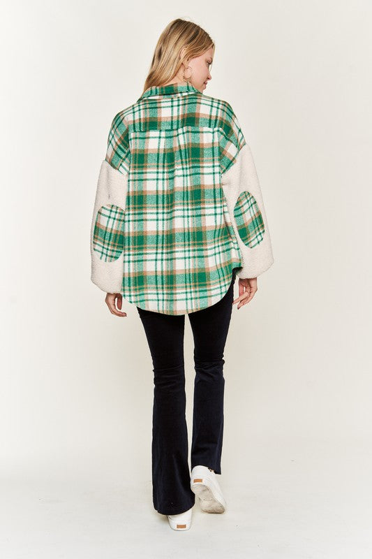 Multi plaid fuzzy sleeve jacket PLUS