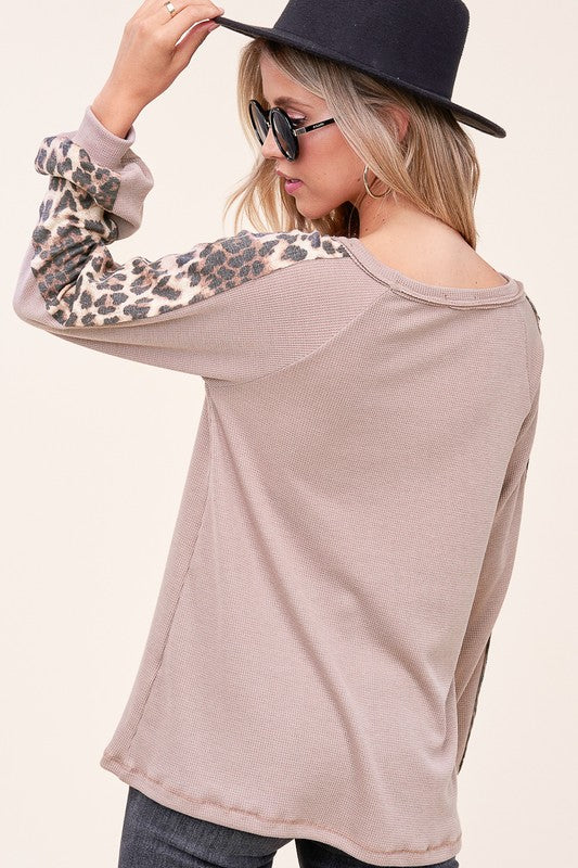 ANIMAL PRINT MIXED BASEBALL TOP