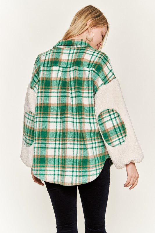 Multi plaid fuzzy sleeve jacket PLUS