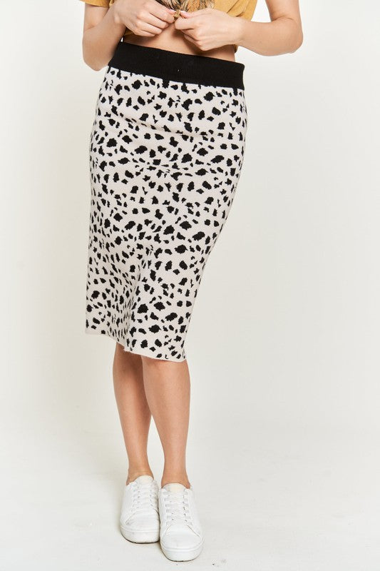 ANIMAL PRINT SWEATER SKIRTS