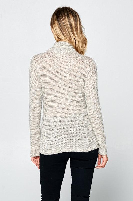 LONG SLEEVE KNIT TURTLENECK TOP