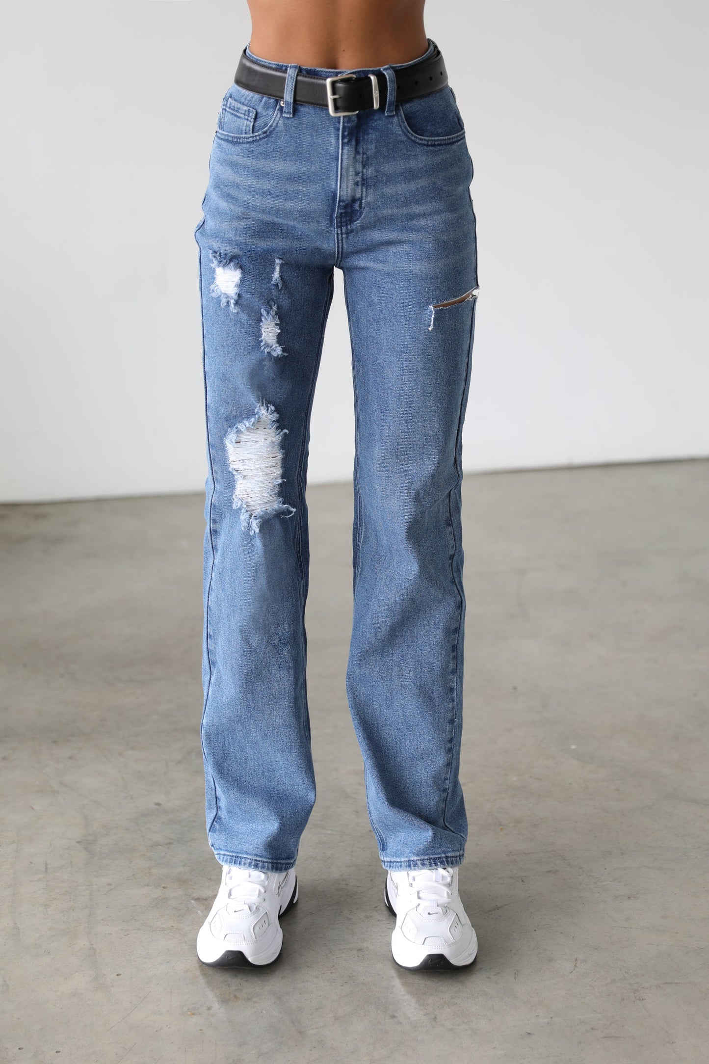 High Rise Straight Leg Denim Jeans- 7135