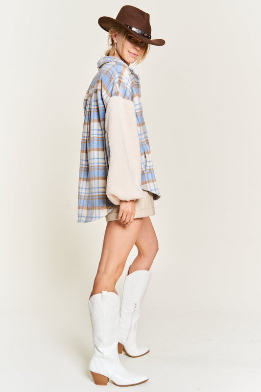 Multi plaid fuzzy sleeve jacket