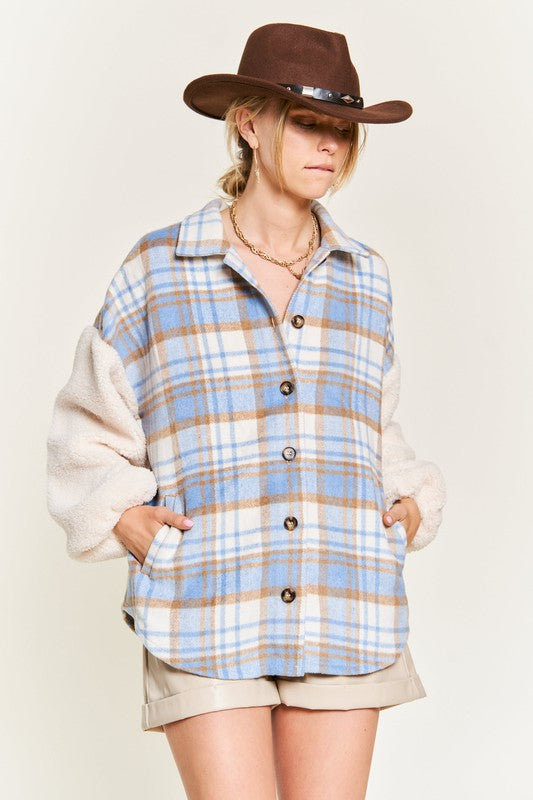 Multi plaid fuzzy sleeve jacket